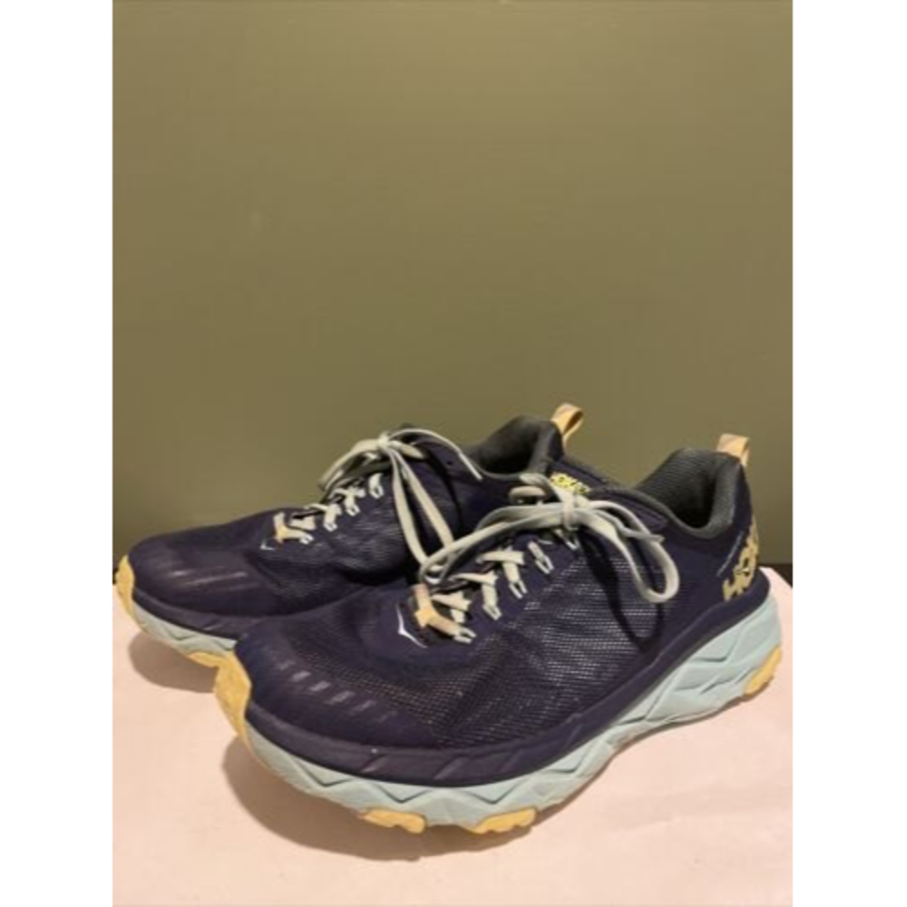 Hoka One One Challenger ATR 5 Women Size 10.5 Black and Blue